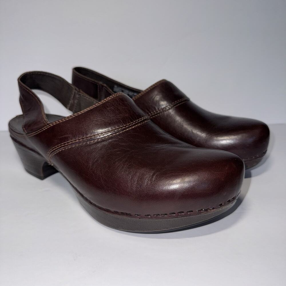 DANSKO PEARL RAISIN BROWN PREMIUM LEATHER SLINGBACK STAPLED CLOGS 11 -11.5